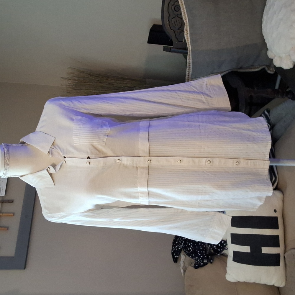 Simply Noelle button down